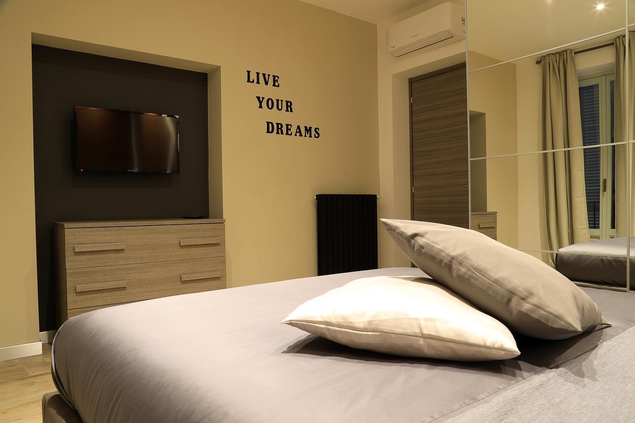 Sforza Apartment Near Duomo Milano Exteriör bild